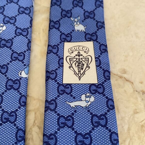 GUCCI Interlocking GG Dog Pattern Blue/Navy 100% Silk Tie - Picture 9 of 14